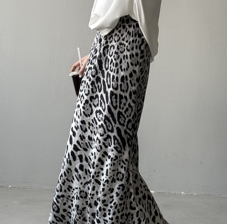 Stylish Slimming Leopard Midi Skirt