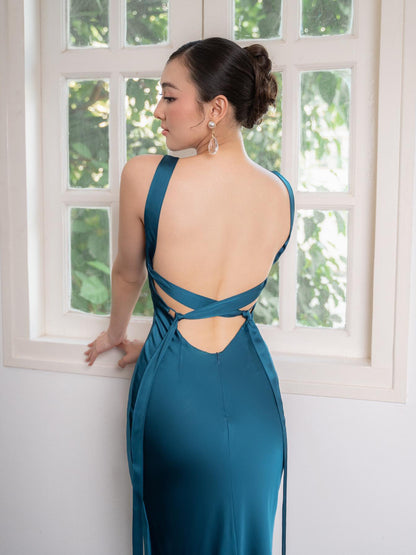 Backless Strappy Lake Blue Wedding Dress - Sculptify™