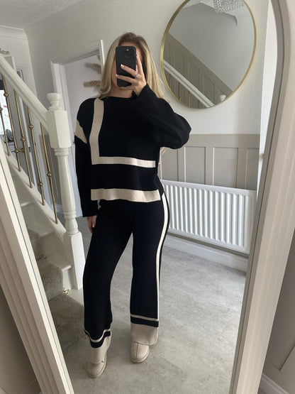 Crew-neck Sweater And Relaxed-fit Casual Pants Set  Sets Sculptify™
