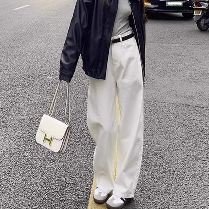 Clean Look Wide-Leg White Jeans