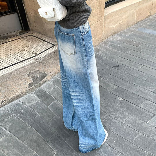 Loose-Fit Pear-Curve Washed Denim Jeans