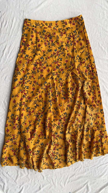 Stylish Ruffle & Side Slit Printed Skirt