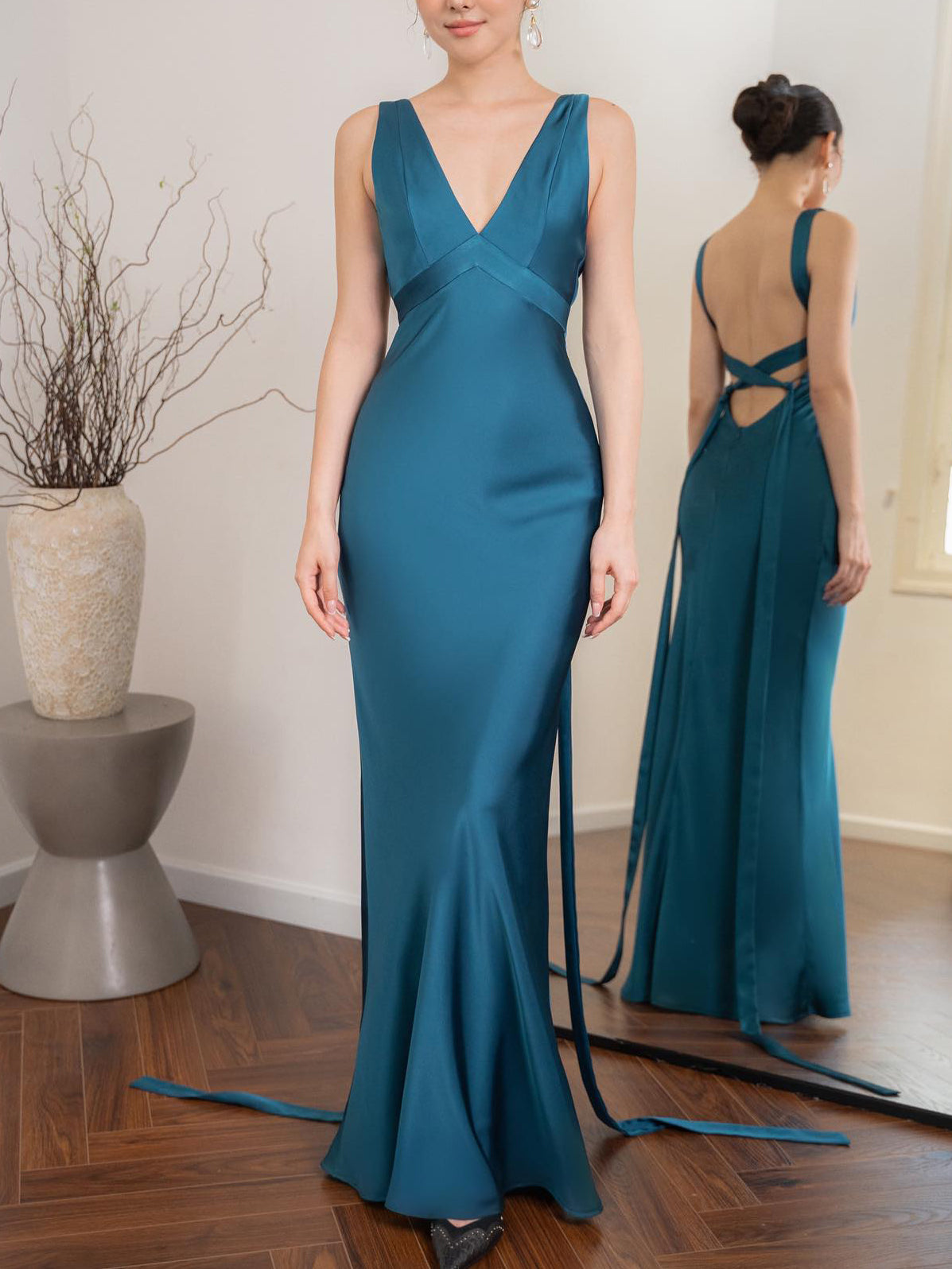 Backless Strappy Lake Blue Wedding Dress - Sculptify™