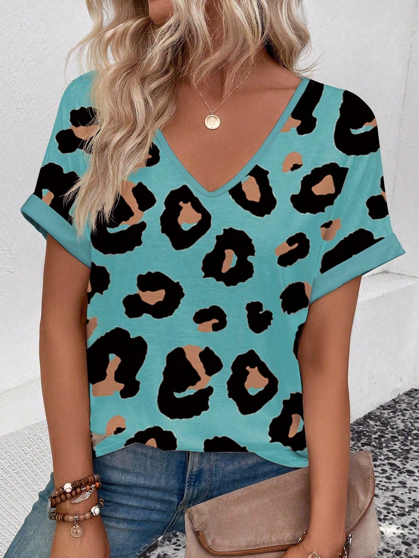 Womens Stylish Printed Slim-fit Short-sleeve Top  Short sleeve t-shirts Sculptify™