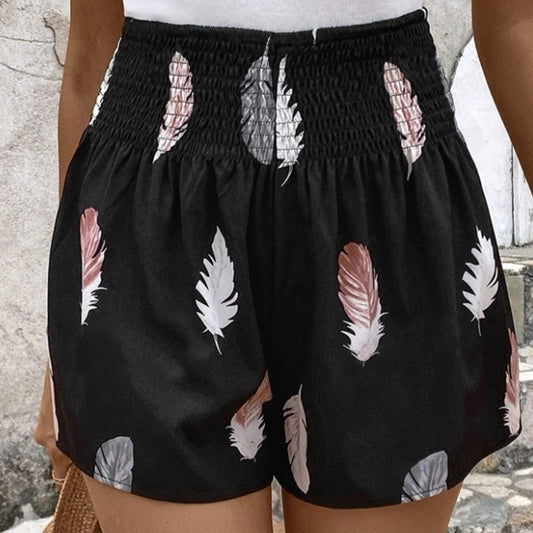 Casual Feather Print Elastic Waist Shorts