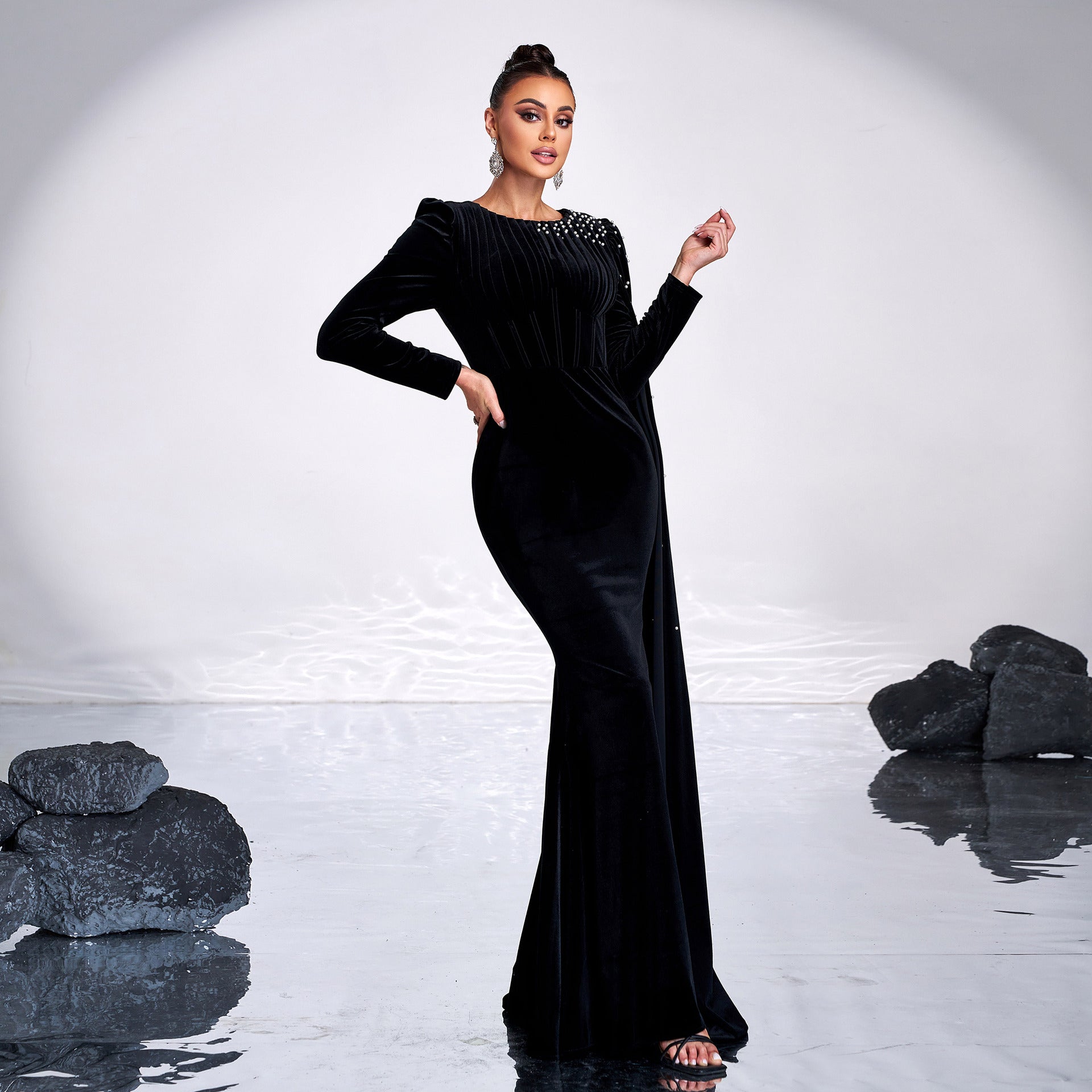 Velvet Round Neck Long Sleeve Rhinestone Evening Dress - Sculptify™