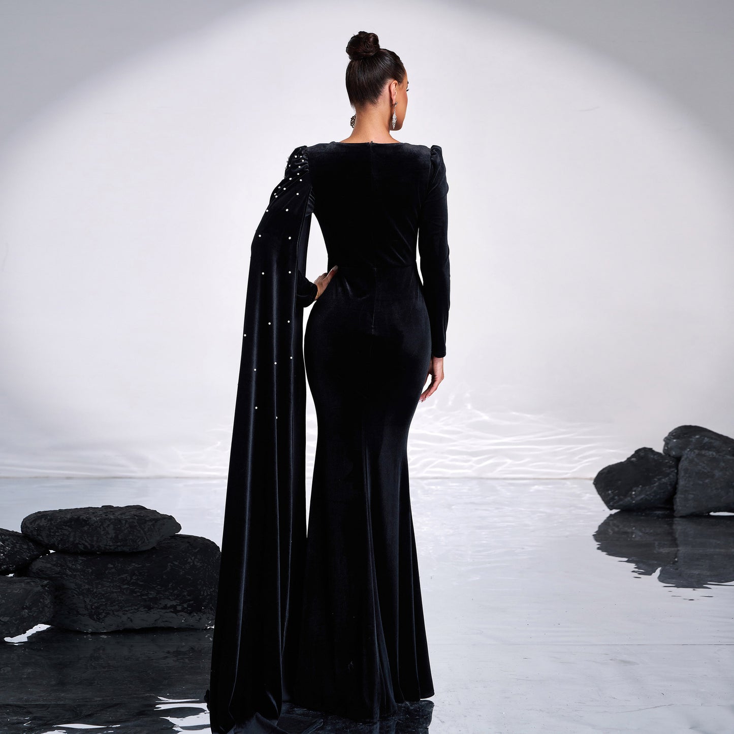 Velvet Round Neck Long Sleeve Rhinestone Evening Dress - Sculptify™