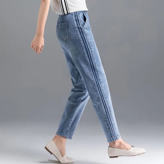 Effortlessly Cool Slimming Jeans