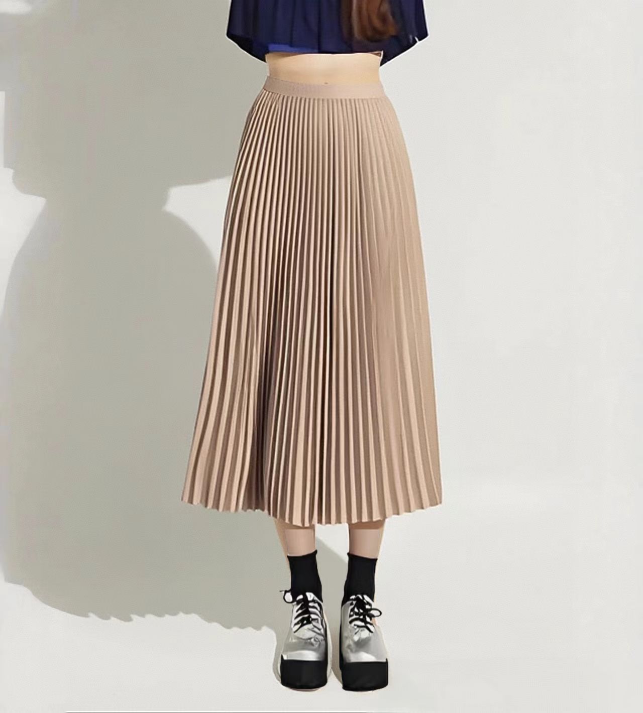 Classic Mid-Length Slim Pleated Skirt