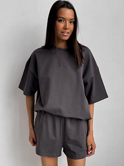 Casual Short-Sleeve Crew-Neck Top And Shorts Two-Piece Set - Sculptify™