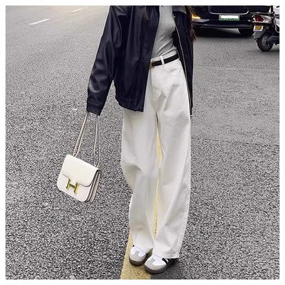 Clean Look Wide-Leg White Jeans